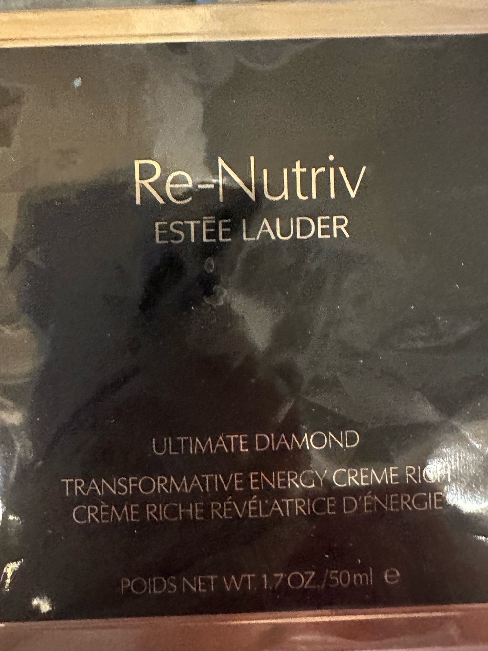Estee Lauder Re-Nutriv Ultimate Diamond Crème - Gold and Clear - Picture 3 of 10